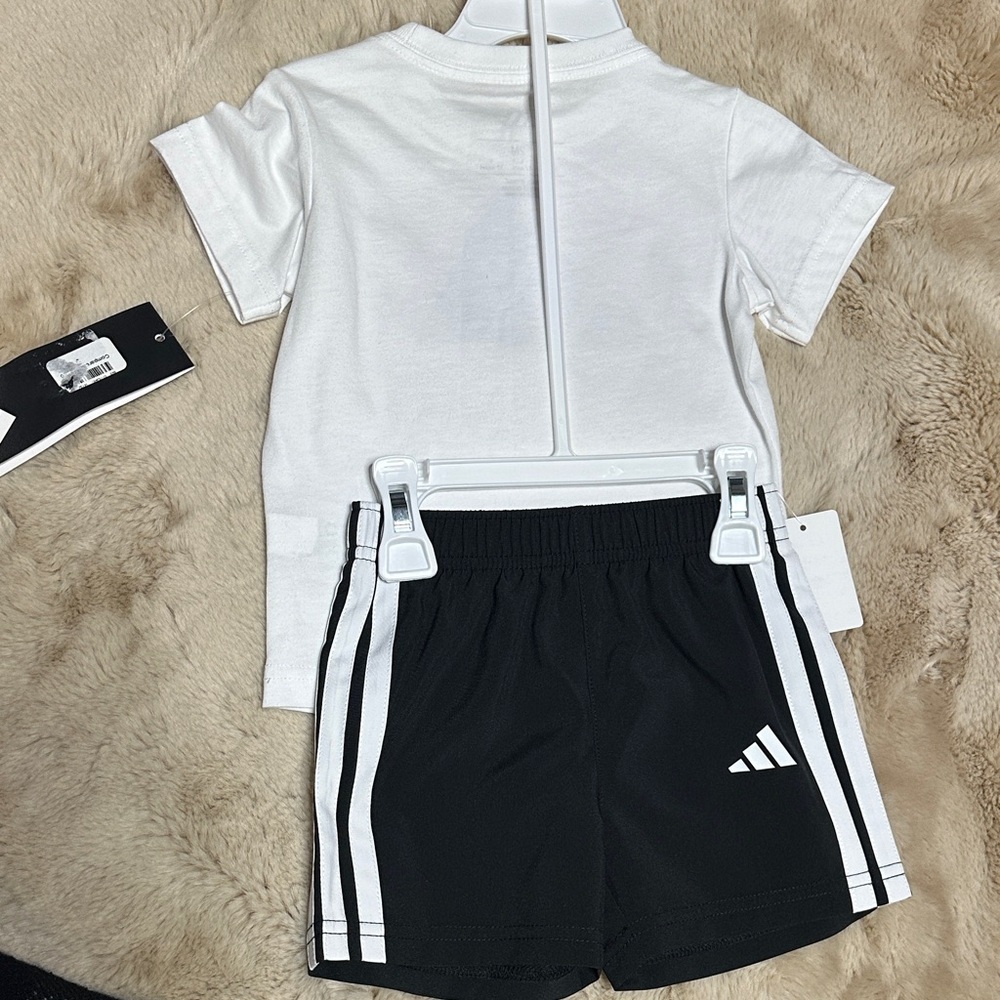NEW Adidas Kids White T-Shirt & Shorts 2 pc Set - Picture 5 of 10